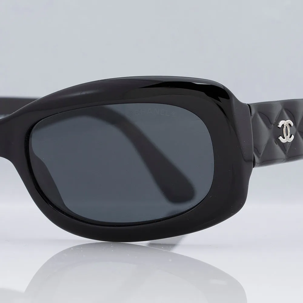 Chanel Quilted Sunglasses (SHF-21500)