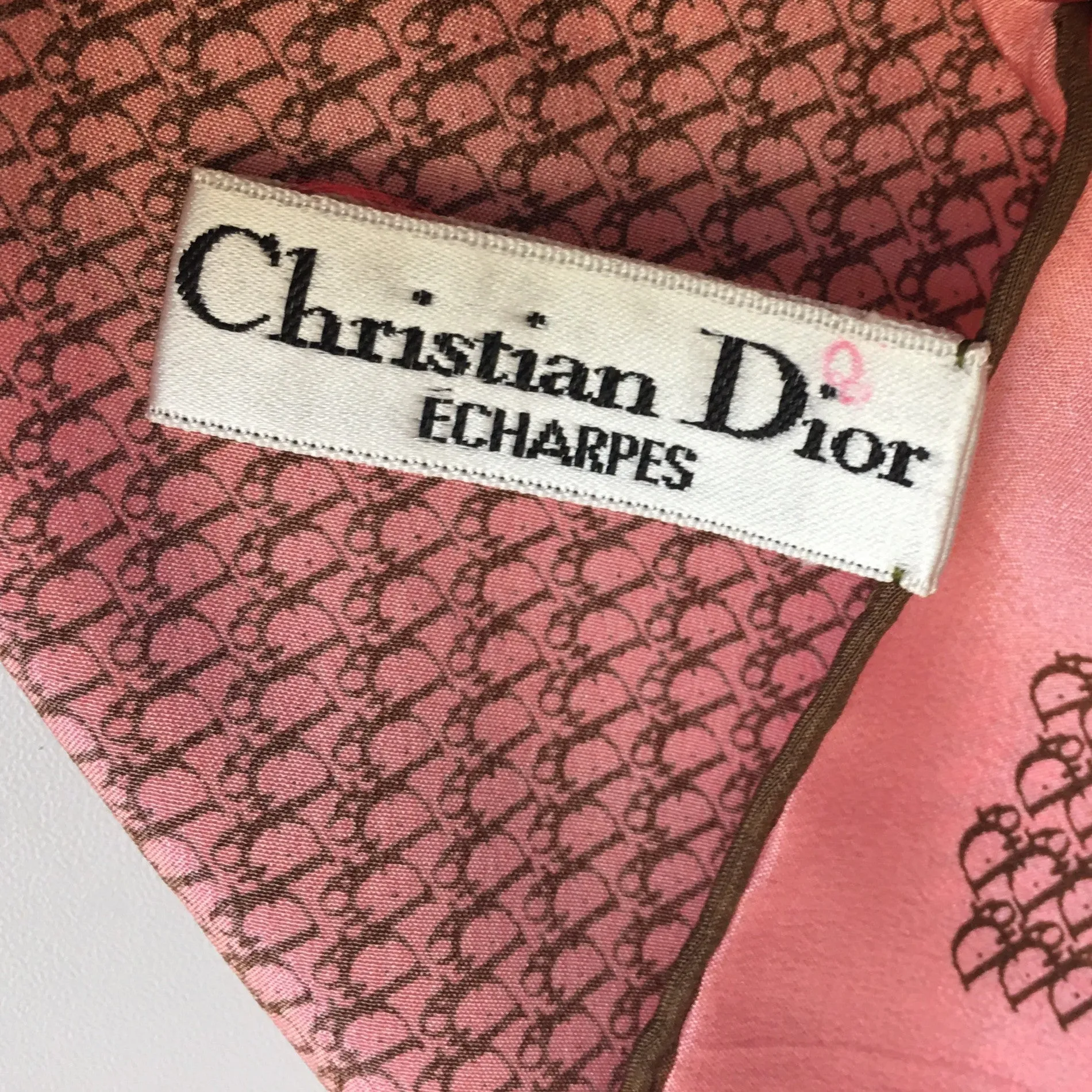 CHRISTIAN DIOR Foulard in Pink Silk