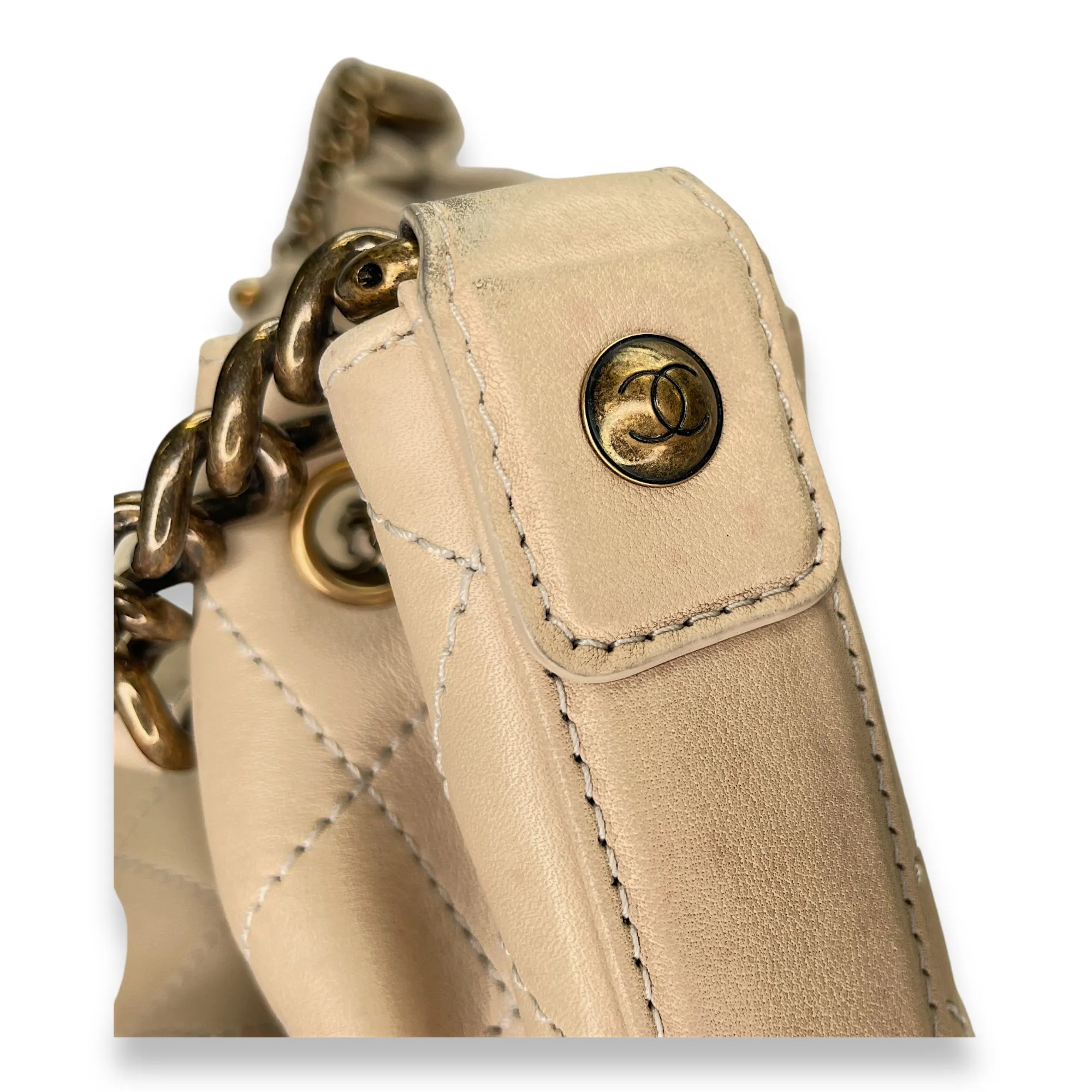 Drawstring CC Beige Bucket Bag in Calfskin, Gold hardware