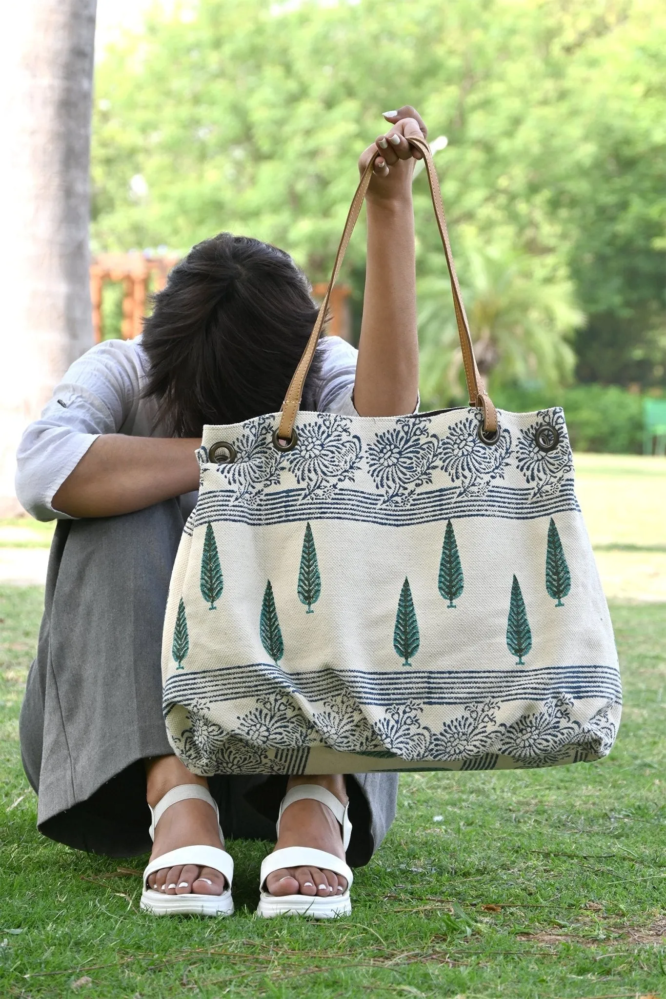 ELBRUS - BLOCK  PRINTED HAND   BAG