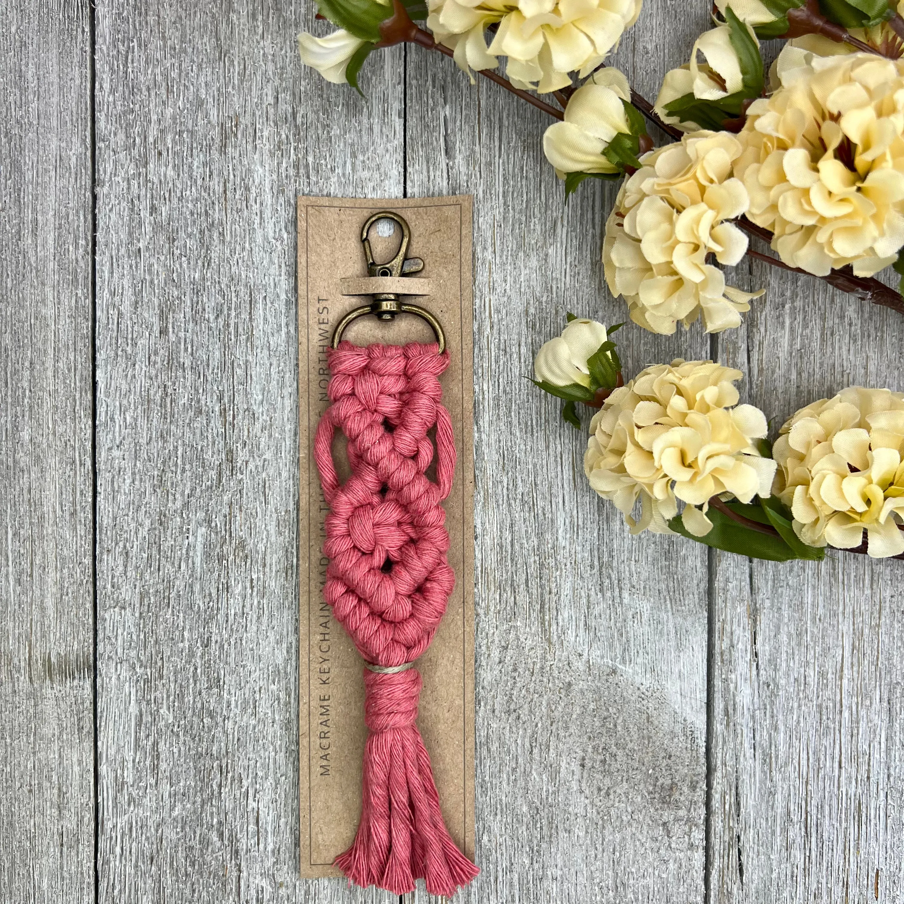 Handmade Macramè Keychains. Be in style!