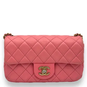 Quilted Pearl Crush Shoulder Bag Pink in Calfskin, Gold hardware