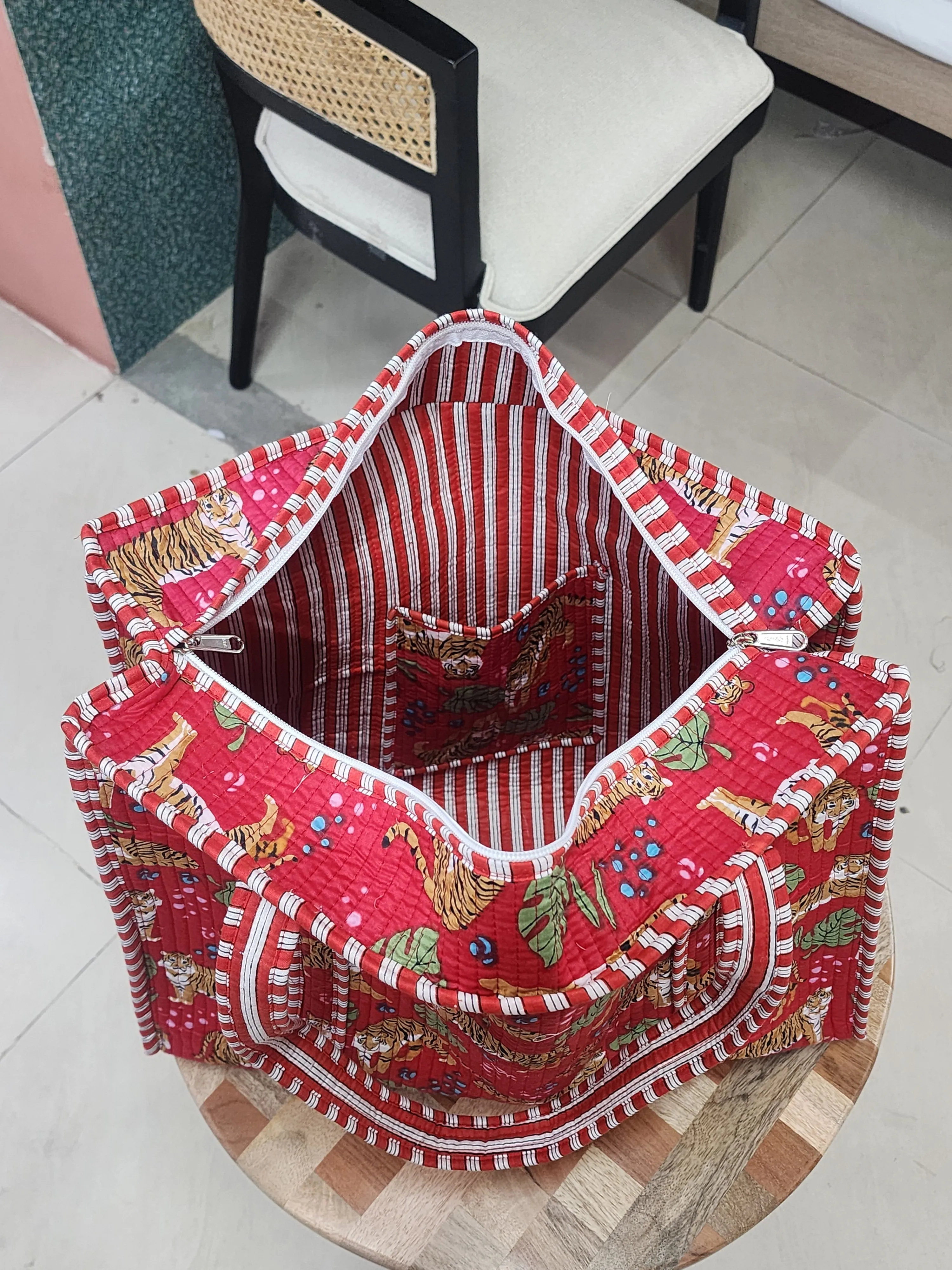 Red Jute Handblock Printed Tote Bag With Concealed Zip